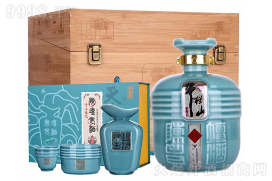 52��ţ��ɽꐉ��Ͼ�һ̖(h��o)�Y���b�׾�500ml�r(ji��)�񣬶����X(qi��n)��